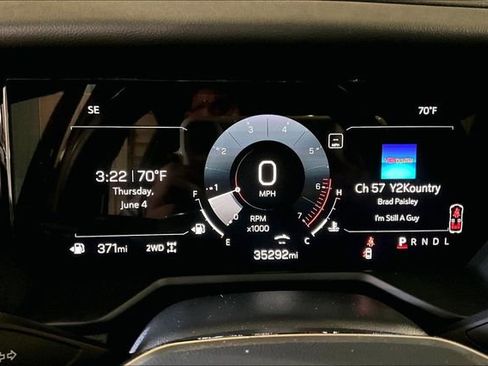 Used 2024 GMC Acadia Elevation AWD/4WD image 22