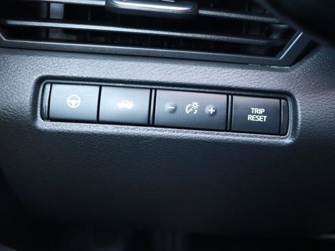 Used 2023 Nissan Altima 2.0 SR FWD image 24