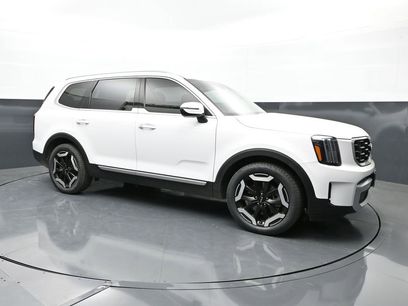 Used 2025 Kia Telluride S