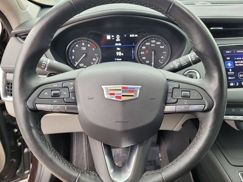 Used 2020 Cadillac XT4 Premium Luxury w/ Technology Package image 23