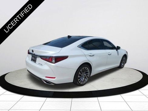 Certified 2025 Lexus ES 350 Ultra Luxury image 4