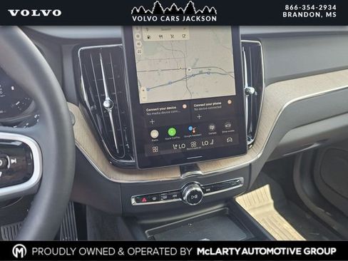 New 2026 Volvo XC60 B5 Plus w/ Protection Package Premier AWD/4WD image 9