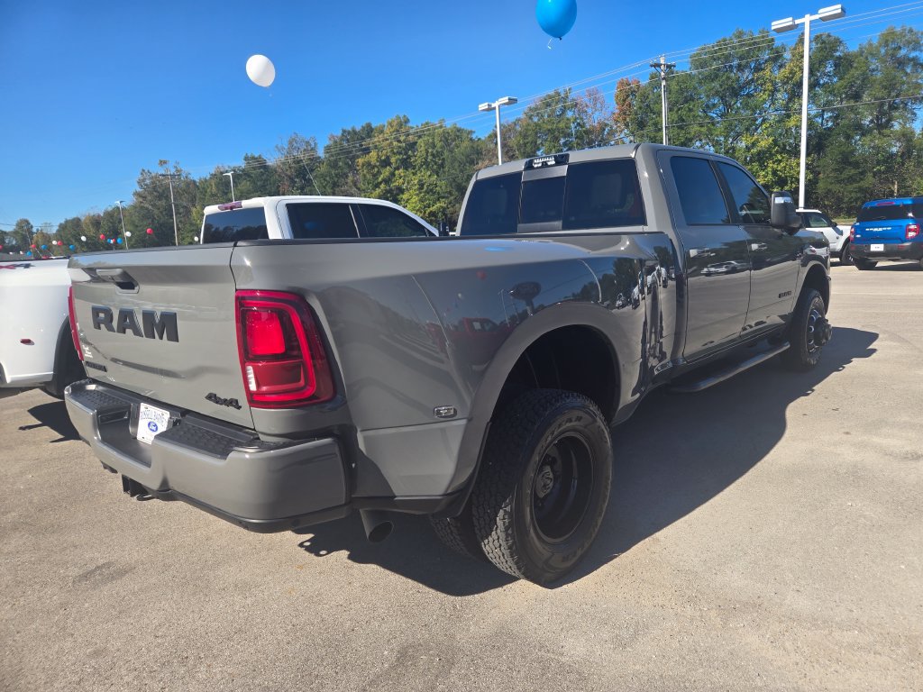Used 2026 RAM 3500 Laramie w/ Night Edition AWD/4WD image 4