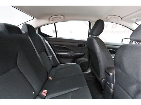 Used 2025 Nissan Versa S w/ Trunk Package image 9