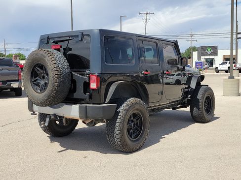 Used 2013 Jeep Wrangler Unlimited Sahara w/ Trailer Tow Group AWD/4WD image 4