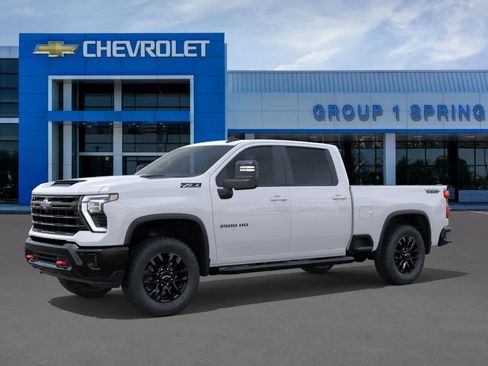 New 2026 Chevrolet Silverado 3500 LT image 2
