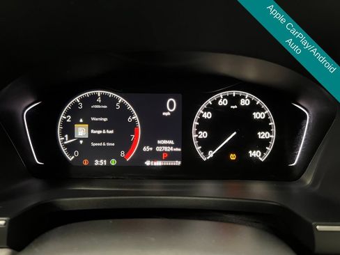 Used 2023 Honda Pilot Touring image 13