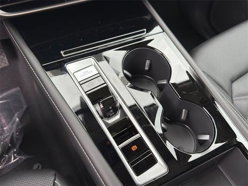 New 2026 Volkswagen Atlas SE image 14