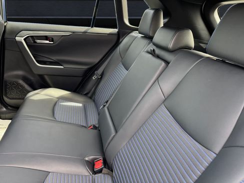Used 2019 Toyota RAV4 XSE AWD/4WD image 15