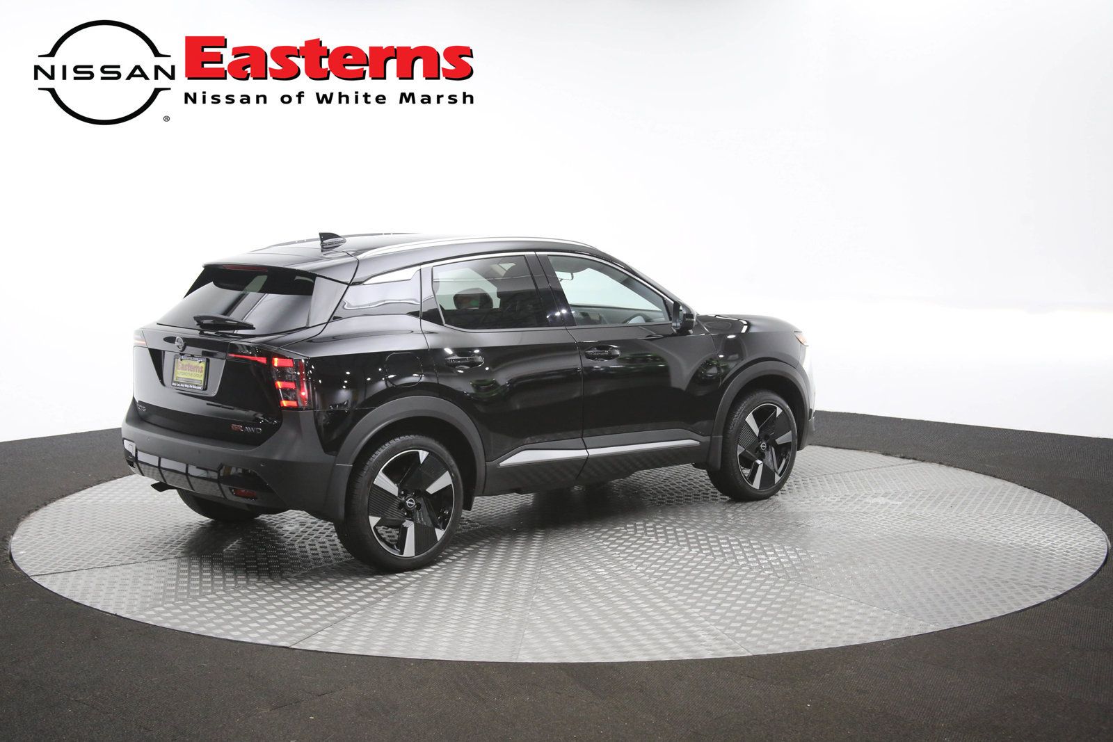 Used 2026 Nissan Kicks SR w/ SR Premium Package AWD/4WD image 44