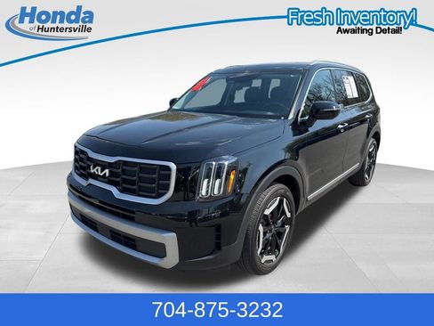 Used 2023 Kia Telluride S w/ S Sunroof Package image 4
