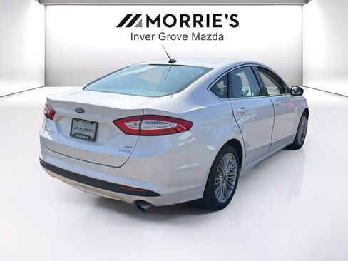 Used 2015 Ford Fusion SE w/ Equipment Group 202A FWD image 5