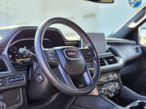 Used 2024 GMC Yukon AT4 w/ Technology Package image 19