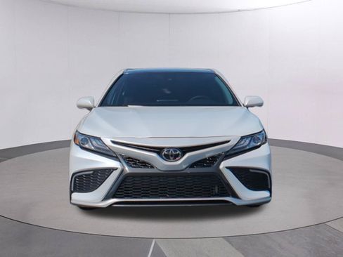 Used 2023 Toyota Camry XSE FWD image 10