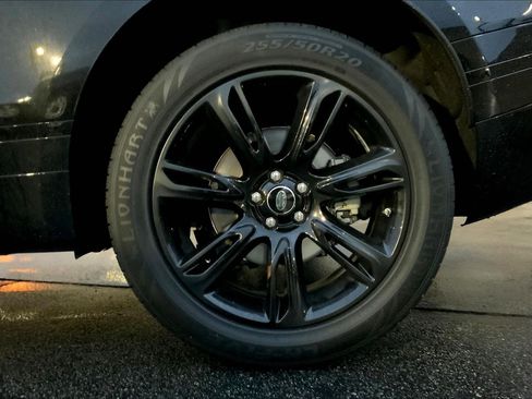 Used 2021 Land Rover Range Rover Velar R-Dynamic S image 5