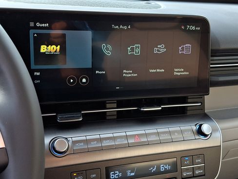 Certified 2025 Hyundai Kona SEL AWD/4WD image 20