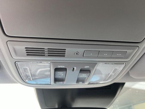 Used 2017 Honda CR-V EX-L image 32
