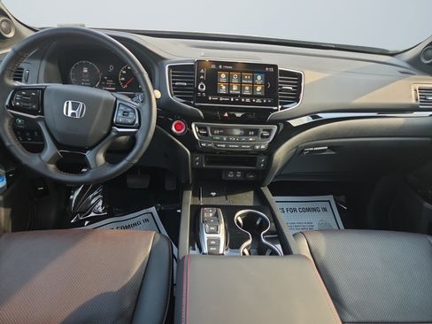 Used 2024 Honda Ridgeline Black Edition image 12