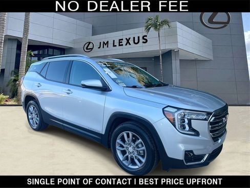 Used 2022 GMC Terrain SLT image 1