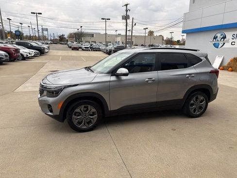 Used 2024 Kia Seltos S image 10