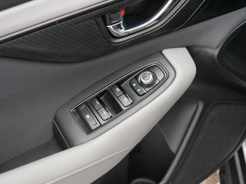 Certified 2025 Subaru Outback Premium image 19