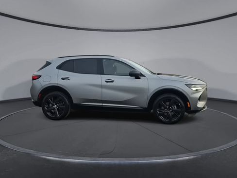 Used 2023 Buick Envision Preferred image 9