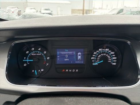 Used 2017 Ford Taurus SEL image 9