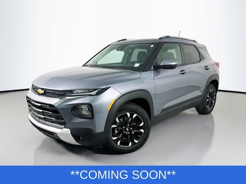 Used 2022 Chevrolet TrailBlazer LT w/ Driver Confidence Package image 1