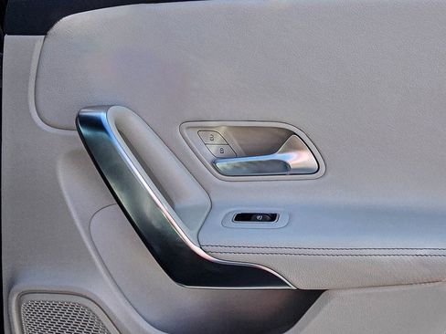 New 2025 Mercedes-Benz CLA 250 4MATIC image 38