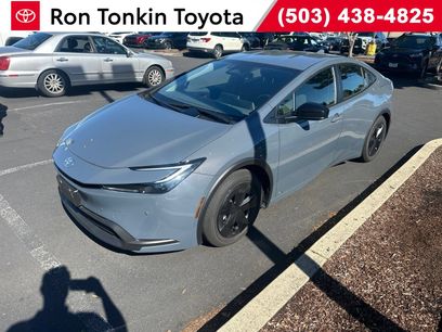 Used 2025 Toyota Prius LE