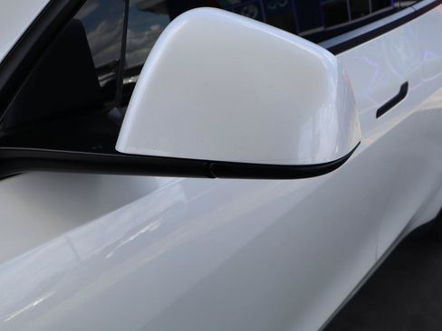 Used 2020 Tesla Model Y Long Range AWD/4WD image 30