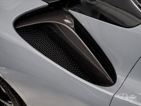 Used 2022 Ferrari SF90 Spider AWD/4WD image 27