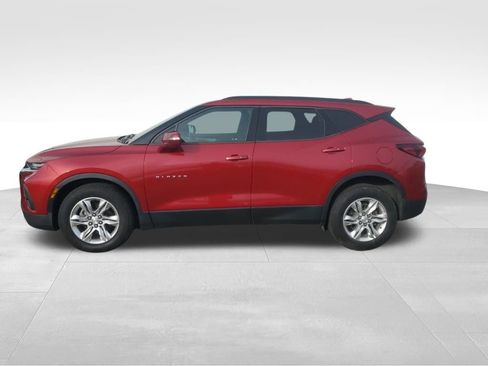 Used 2020 Chevrolet Blazer LT image 2