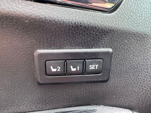 Used 2016 Toyota RAV4 Limited w/ Advanced Technology Package AWD/4WD image 19