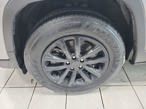 Used 2021 Jeep Cherokee Latitude Lux image 50