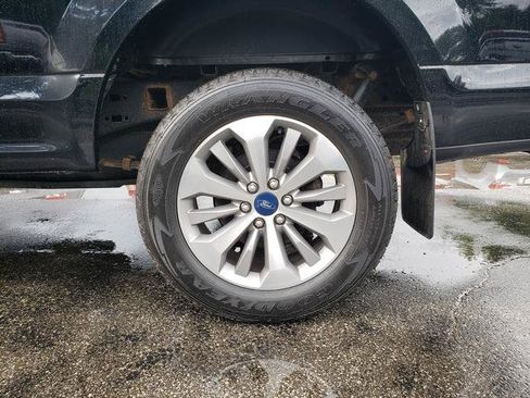 Used 2018 Ford F150 XL w/ Equipment Group 101A Mid AWD/4WD image 10