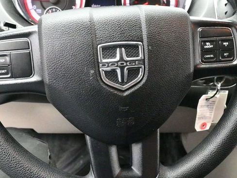 Used 2019 Dodge Grand Caravan SE image 19