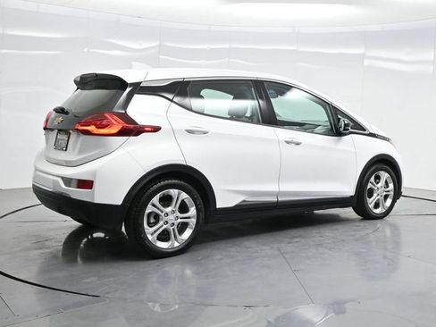 Used 2020 Chevrolet Bolt LT FWD image 40