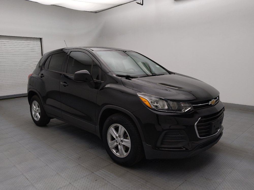 Used 2020 Chevrolet Trax LS w/ Tint and Cruise Package FWD image 13