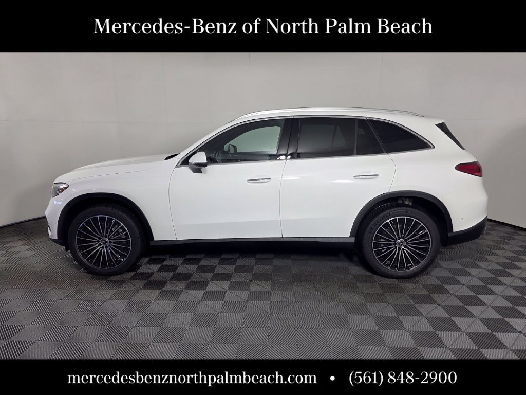New 2027 Mercedes-Benz GLC 300 image 3