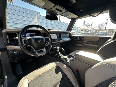 Used 2021 Ford Bronco Wildtrak image 14