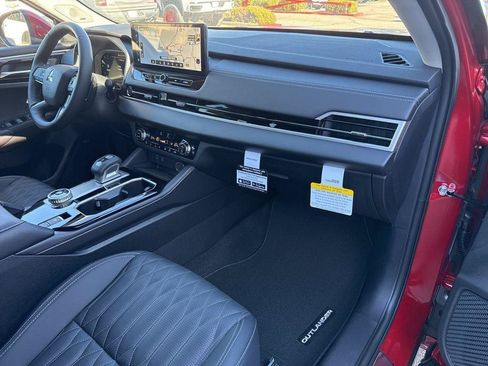 New 2026 Mitsubishi Outlander SEL FWD image 21