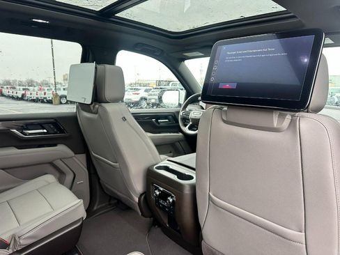 New 2026 GMC Yukon XL Elevation w/ Elevation Premium Package image 5