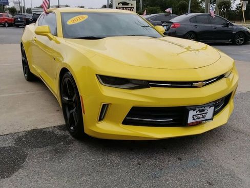 Used 2018 Chevrolet Camaro LT w/ RS Package image 5