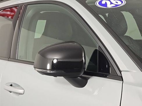Certified 2026 Volvo XC40 B5 Plus AWD/4WD image 7
