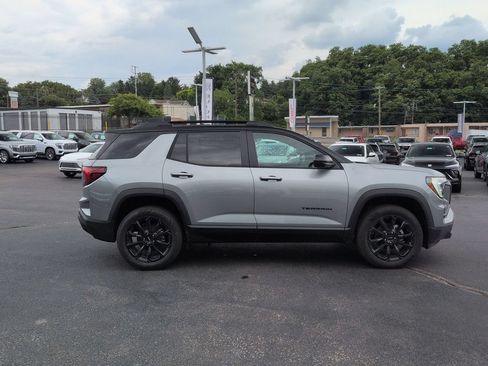 New 2026 GMC Terrain Elevation w/ Elevation Premium Package AWD/4WD image 4