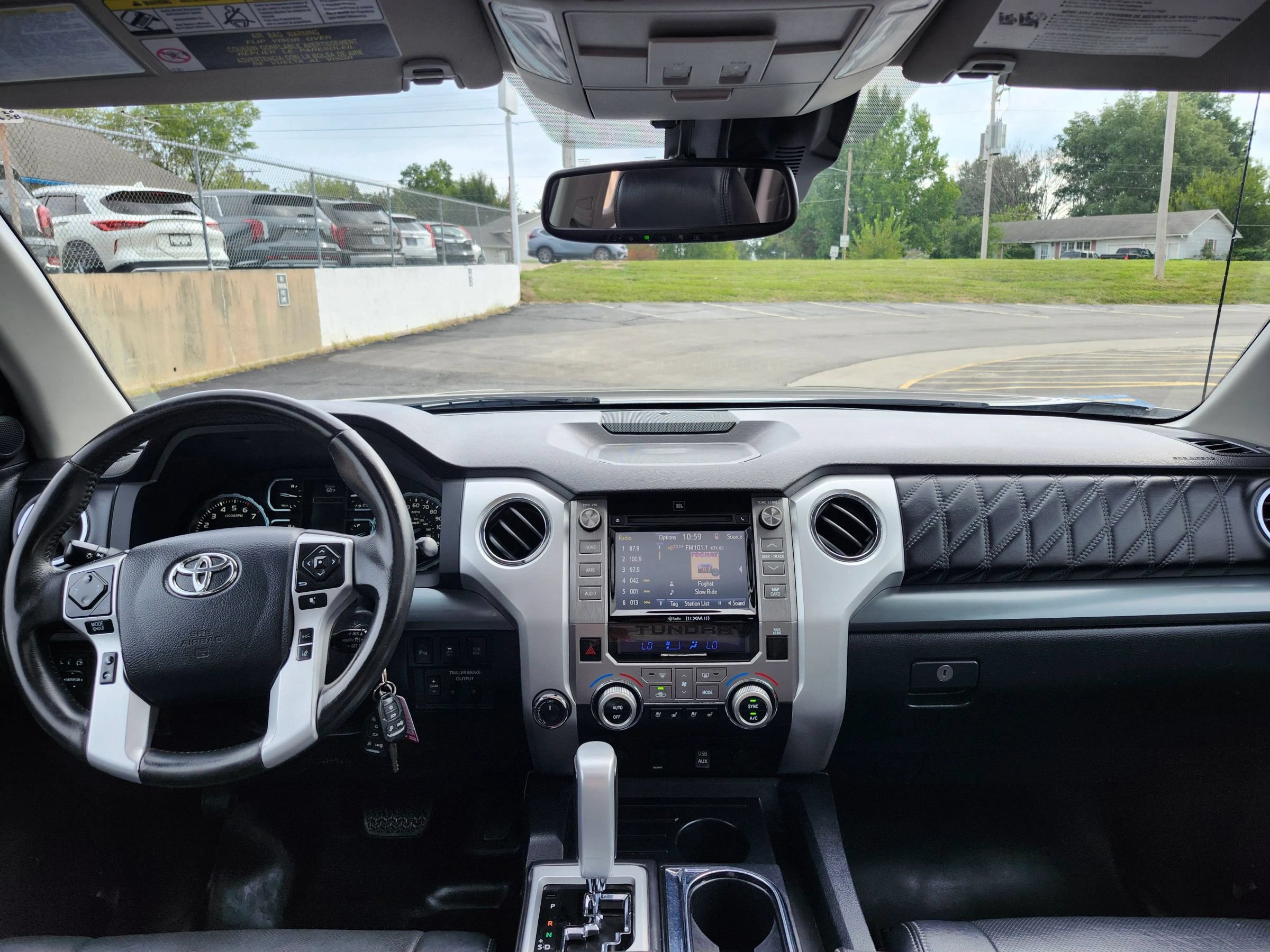 Used 2019 Toyota Tundra Platinum AWD/4WD image 23