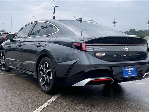 Certified 2024 Hyundai Sonata SEL FWD image 3