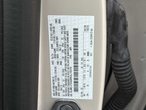 Used 2024 Lincoln Corsair AWD image 31