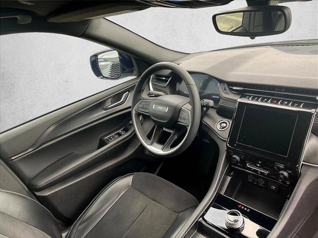 Used 2024 Jeep Grand Cherokee Altitude RWD image 14